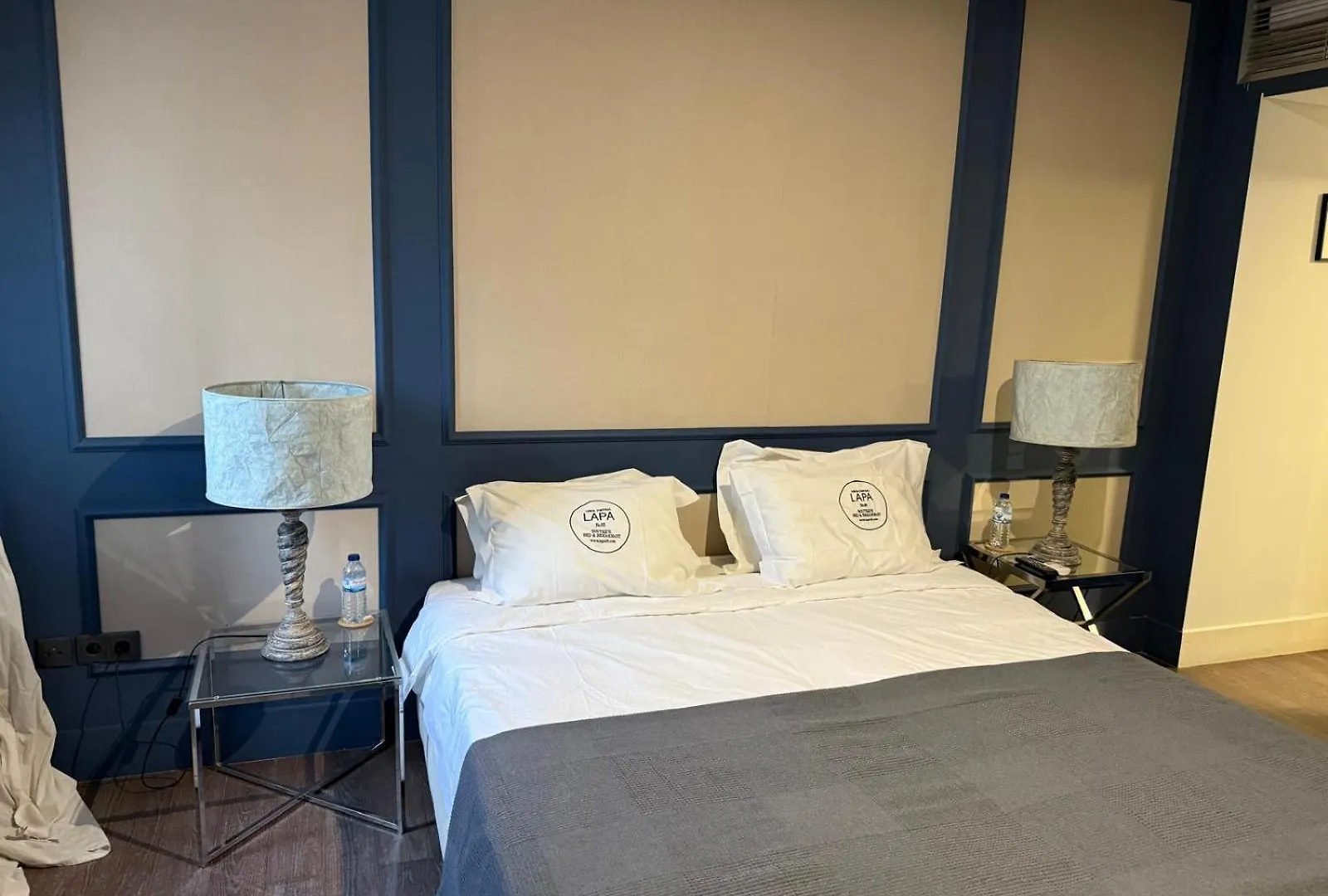 리스본 Lapa 82 B&B 4*,