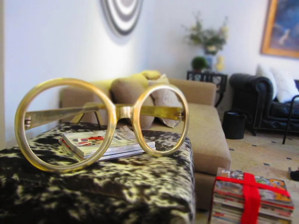 Lapa 82 Bed & Breakfast Lisbon 4*,